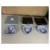 WEDGWOOD PLATES 4.5", TIMES 3