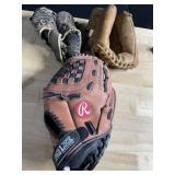 BASEBALL GLOVES