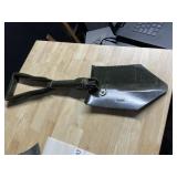 MILITARY FOLDING SHOVEL