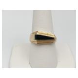 14K - YELLOW GOLD AND ONYX RING SZ. 9.5 - 6.5
