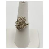 18K DIAMOND CLUSTER RING SZ. 7- 6.2 GRAMS