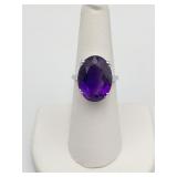 14K GOLD PURPLE AMYTHEST CENTER OVAL STONE RING