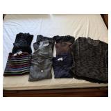 GROUP OF WOMENï¿½S TOPS, SZ L/XL