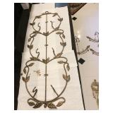 VINE DESIGN PLATE HOLDER