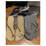 HAVIANAS MADE IN BRAZIL FLIP FLOPS SIZE 9, IN