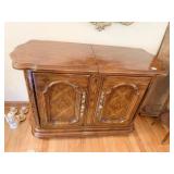 DREXEL CABERNET SIDEBOARD ON CASTERS 32H X 43 X