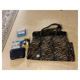 ADRIENNE VITTADINI LEOPARD PRINT WIDE OPEN TOP