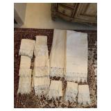 DECORATIVE BATH TOWEL SET WITH DIAMOND PATTERN