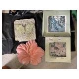 COMPOSITION DECORATIVE GARDEN PLAQUES /