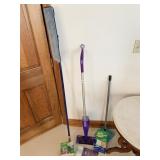 SWIFFER WET JET, LONG HANDLE DUST MOP, SWIFFER