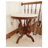 24X27 ROUND MARBLE TOP TABLE
