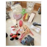 ANIMAL TOYS AND BASKET