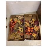 2 WREATHS AND STORAGE BOXES