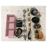 PINK TAFFETA ORGANIZER WITH ASSORTMENT OF LADIES