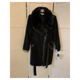 NWT VIA SPIGA WOMANï¿½S COAT SZ 1X WITH FAUX FUR