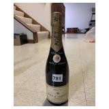 SEALED WHITE STAR MOET AND CHANDON CHAMPAGNE