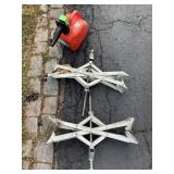 GAS CANS AND JACKS