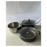 BAKING PANS, ONE LID DENTED