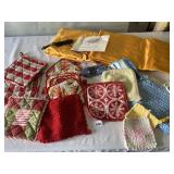 ELECTRIC PLATE WARMER, MISCELLANEOUS QUILTED,