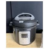 INSTA POT W/ GLASS LID