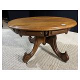 VICTORIAN MARBLE OVAL COFFEE TABLE 17" W X 30" X