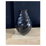 BLACK VASE SIGNED SAUL SILBEIRA 8.5"