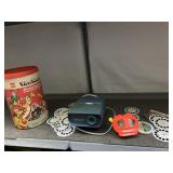 VIEW MASTER SET, PROJECTOR, LIGHTED 3D VIEW