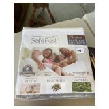 SAFE REST QUEEN MATTRESS COVER NEW