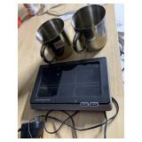 WIRELESS FORECAST STATION AND 2 METAL CUPS