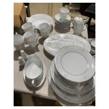 NORITAKE SILK RIBBONS CHINA, 5 PIECE SETTING FOR