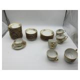 HAVILAND FRANCE CUPS 10, SAUCERS 20, BERRY BOWLS