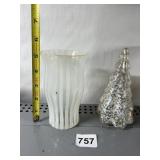 RIBBED OPALESCENT VASE, MOUTH BLOWN GLASS