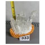 QUARTZ CRYSTAL ON BASE