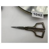 STERLING HANDLE SEWING SCISSORS