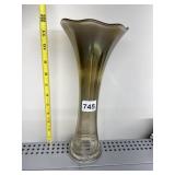 BROWN IRIDESCENT VASE