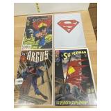 4 MINT CONDITION COMIC BOOKS SEE PHOTOS