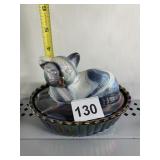 WESTMORELAND SLUG GLASS CAT SITTING ON THE BASKET