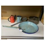 SPATTER FRY PAN, VINTAGE KITCHEN BUNT PAN , LADLE