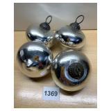 VINTAGE MERCURY GLASS CHRISTMAS ORNAMENTS X 4