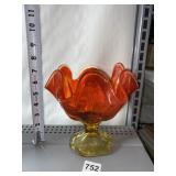 AMBERINA HANDKERCHIEF PEDESTAL 7-INCH-HIGH CANDY
