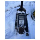 3 TON FLOOR JACK WORKS