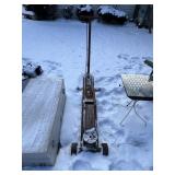 VERY LARGE VINTAGE  3 TON JACK WORKS
