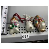 GROUP OF CHRISTMAS ORNAMENTS