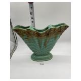ROSEVILLE POTTERY 3 SECTION VASE