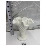 FENTON HOBNAIL RUFFLE EDGE VASE