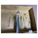 GROUP OF GLASS ICICLE ORNAMENTS AND HUMMINGBIRD