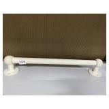 VINTAGE TOWEL BAR