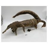 VINTAGE TAXIDERMY CROCODILE LAMP DOES HAVE SOME