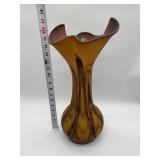 VINTAGE UNIQUE PIECE HANDBLOWN LARGE W/ RUFFLED