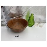 GREEN BOTTLE AND WOOD SALAD BOWLS